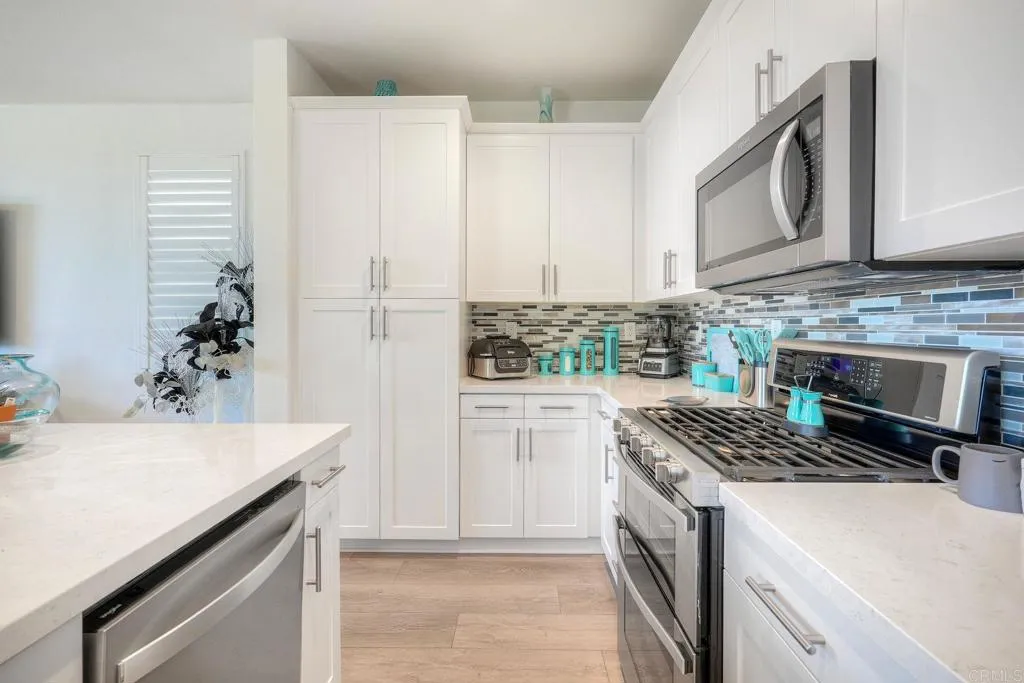 https://cdn.realtyfeed.com/cdn/127/306729828/7858b700890f5e7a8d770a51feeb9636.webp