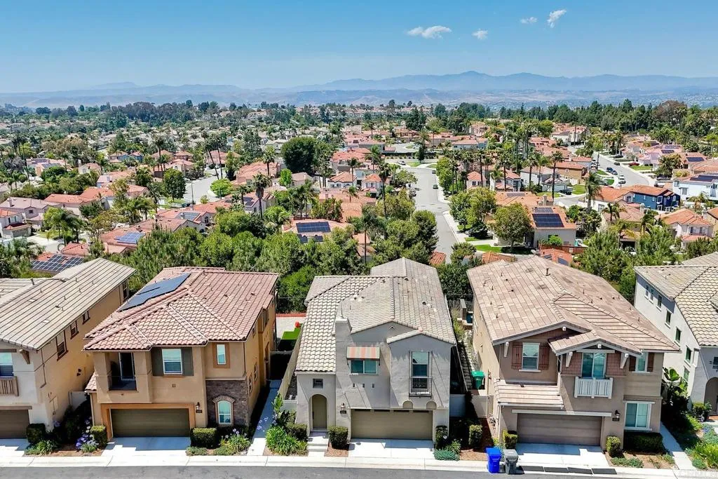 https://cdn.realtyfeed.com/cdn/127/306729828/78e725d1d96c13554622ecc1a1c1ba99.webp