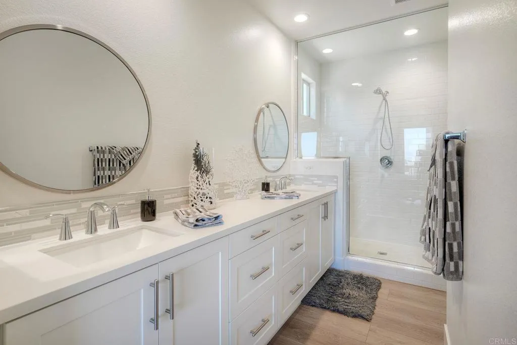 https://cdn.realtyfeed.com/cdn/127/306729828/a9da5833ac1250a1feea99e32b679454.webp