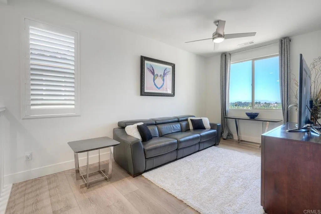 https://cdn.realtyfeed.com/cdn/127/306729828/bb2c5a30b2f5712182bc8696255479ff.webp