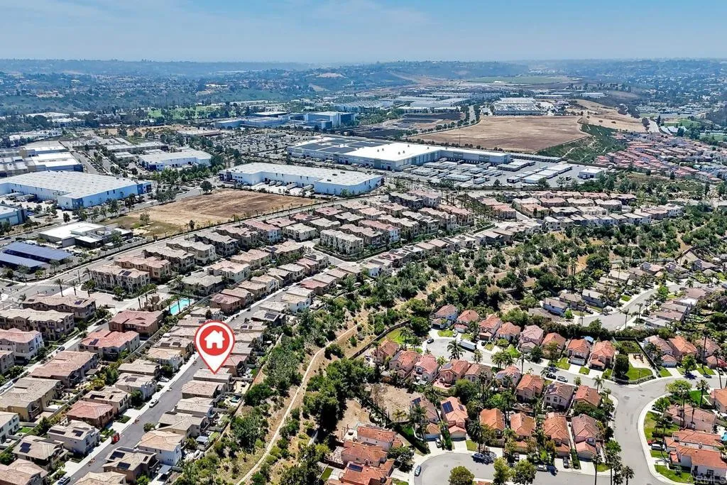 https://cdn.realtyfeed.com/cdn/127/306729828/c6a37b8b3236f0b04a370d9758e9f41d.webp