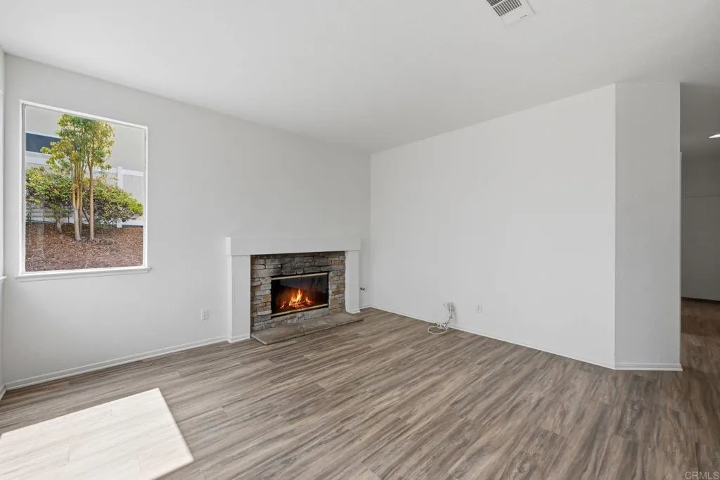 https://cdn.realtyfeed.com/cdn/127/306729841/cf930eb5a0ce6ea7b5527d9ad46cf7a6.webp