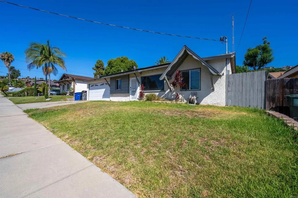 https://cdn.realtyfeed.com/cdn/127/306729850/41ec39cba5354c65726006a671dc869a.webp