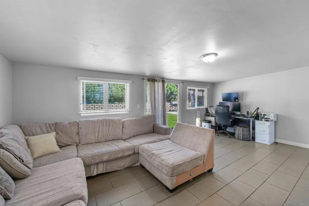 https://cdn.realtyfeed.com/cdn/127/306729850/bdaddc8b66d3956326f288dc0fbf77ab.webp