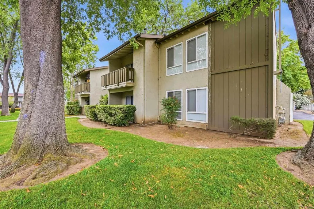2536 White Oak Place Unit 5, Escondido, CA 92027 - Photo 4 of 31, Escondido, CA