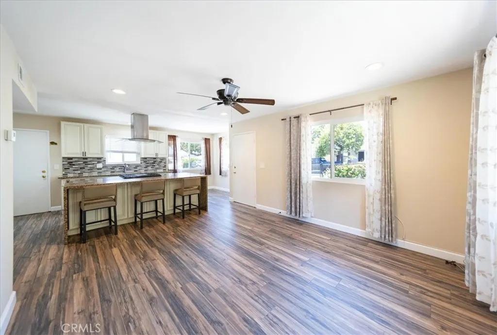 https://cdn.realtyfeed.com/cdn/127/306729886/41fd026d0b5c05a37db4f560cda0b919.webp