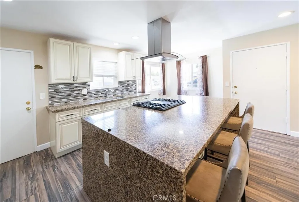 https://cdn.realtyfeed.com/cdn/127/306729886/5b842b4cdd75f45cb39c72c4a54bde52.webp
