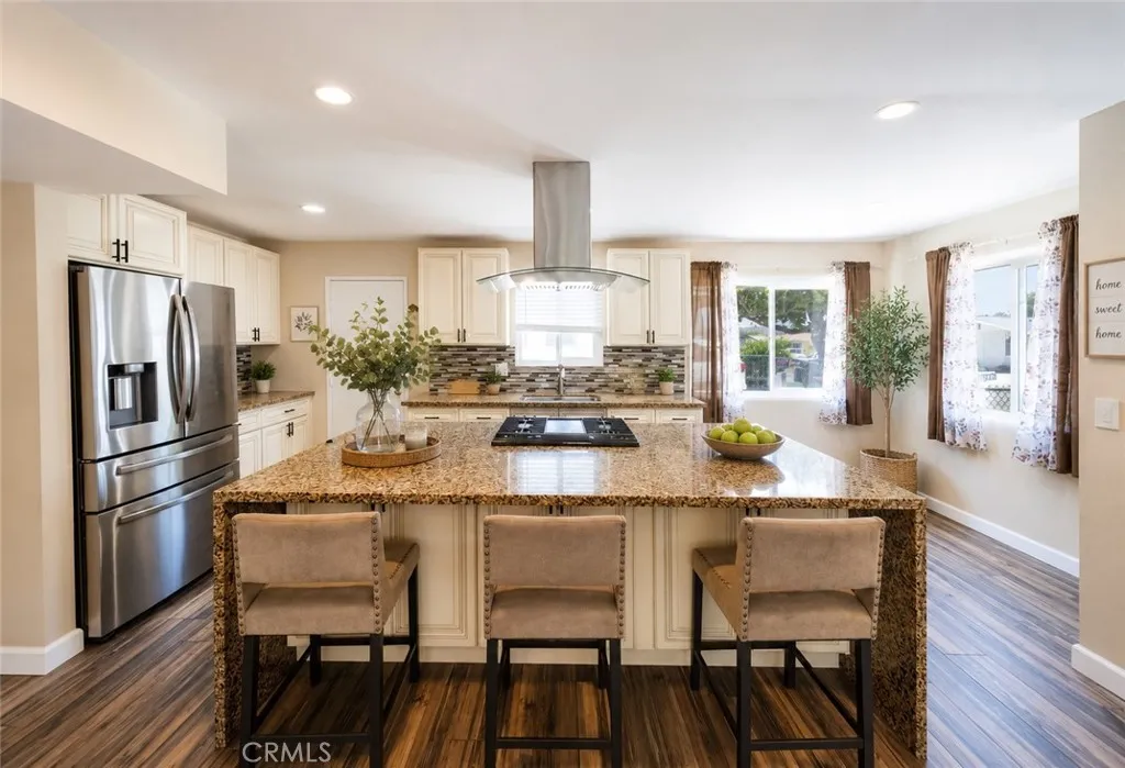https://cdn.realtyfeed.com/cdn/127/306729886/d9a4ec6a2b0a7185ed84a67bb79742db.webp
