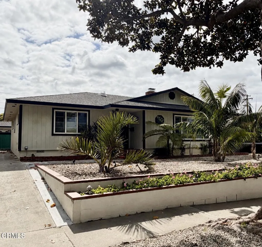 218 Palomares Avenue