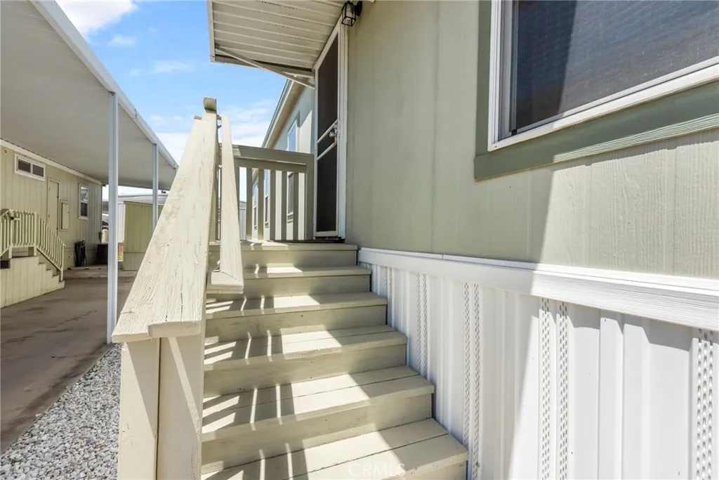 https://cdn.realtyfeed.com/cdn/127/306729947/53cbe36dc702728887132369c9b8ee19.webp