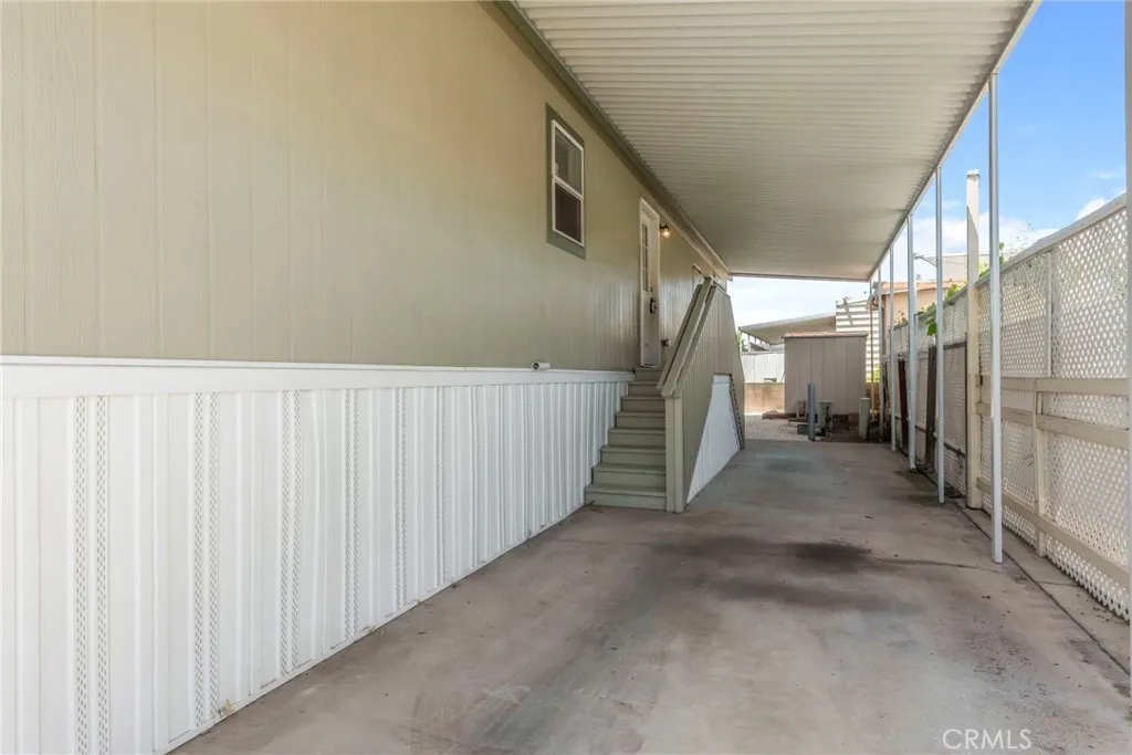 https://cdn.realtyfeed.com/cdn/127/306729947/d2e4c2b94a404477ea65b20a8a248a2d.webp