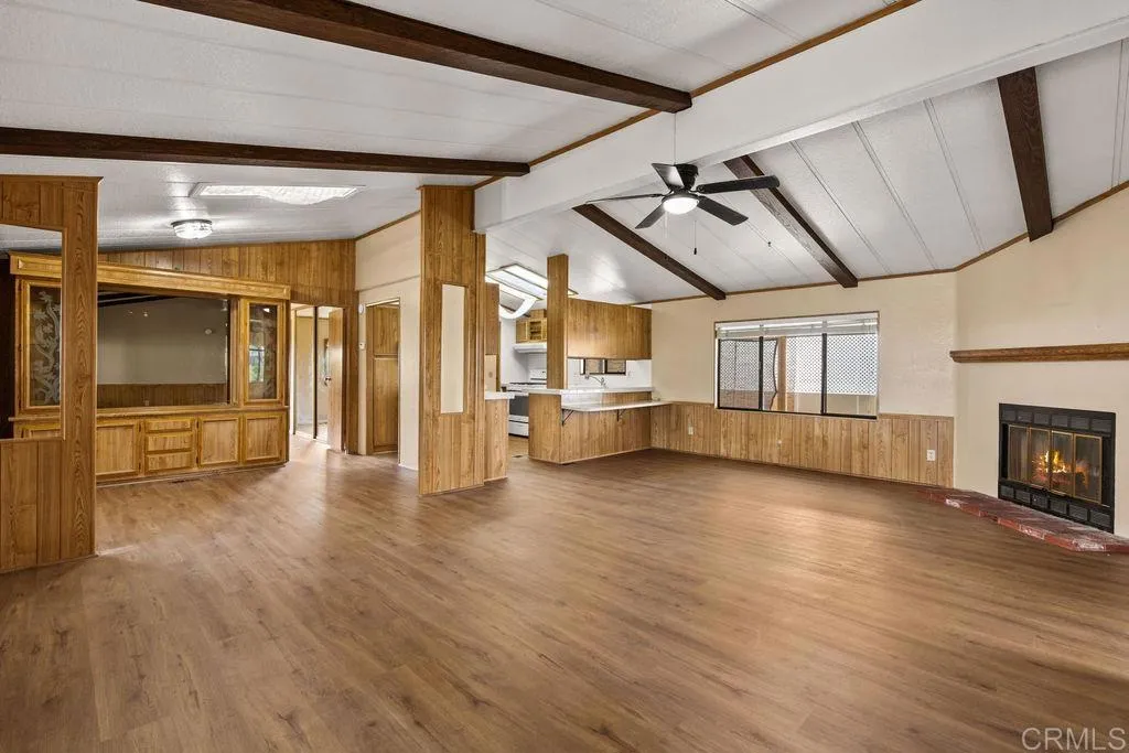 https://cdn.realtyfeed.com/cdn/127/306729950/28d6090b42215474febca56af00e6041.webp