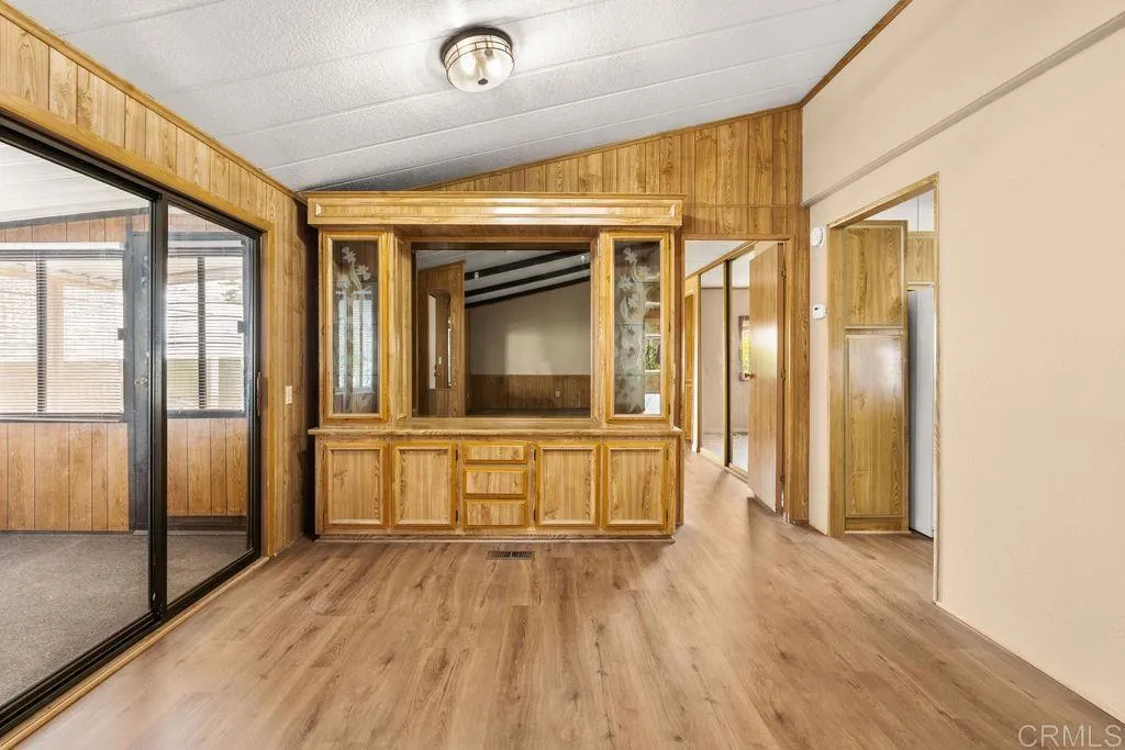 https://cdn.realtyfeed.com/cdn/127/306729950/4c44479ae006d64607efaf6114e80bac.webp