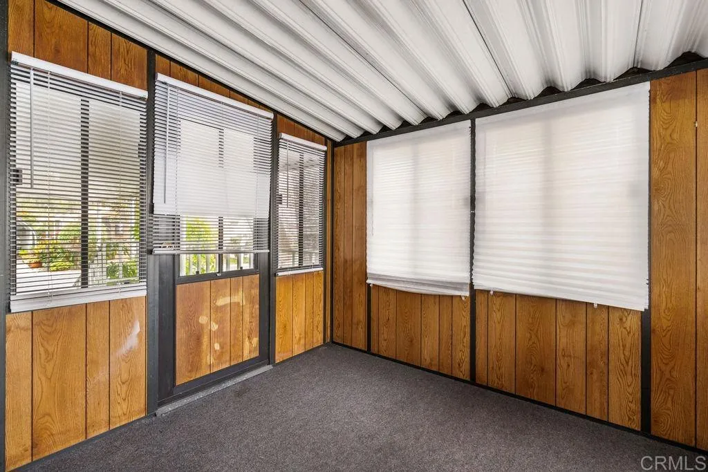 https://cdn.realtyfeed.com/cdn/127/306729950/ad8f9a5ec34b7ec6b63469c68a8d4e02.webp
