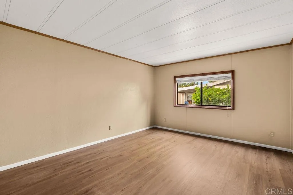 https://cdn.realtyfeed.com/cdn/127/306729950/ef590bdabe8b7642eab56308ff71a00d.webp