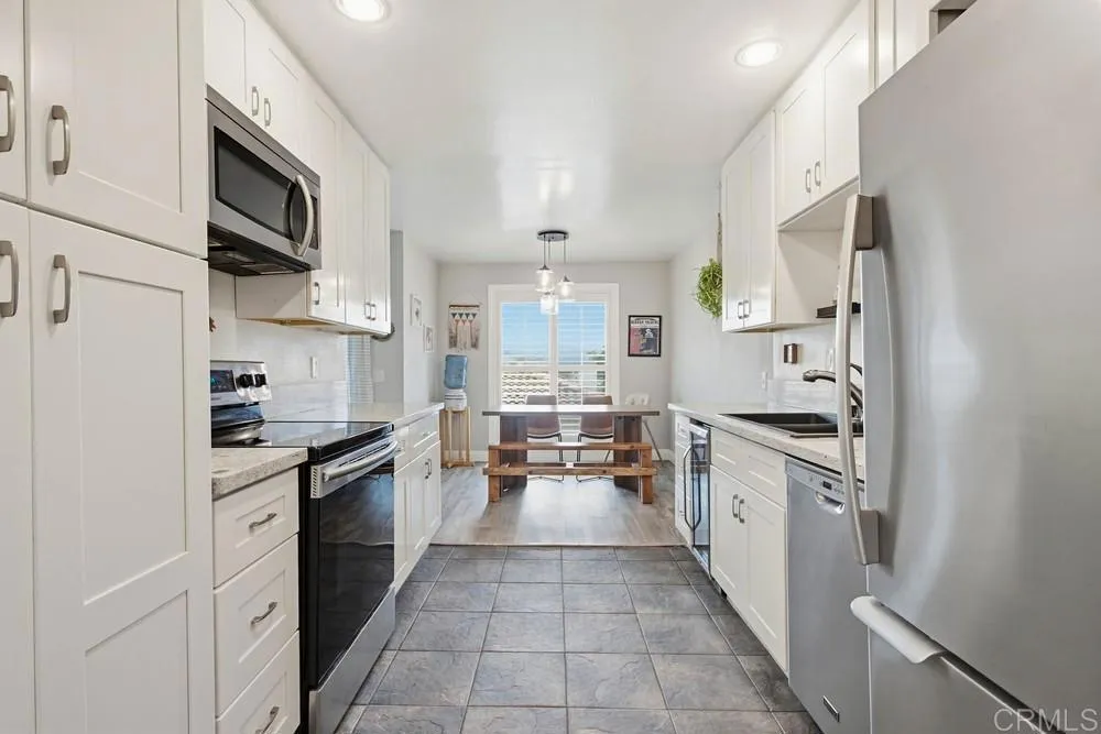 2306 Altisma Way, Carlsbad, CA 92009 - Photo 2 of 26, Carlsbad, CA