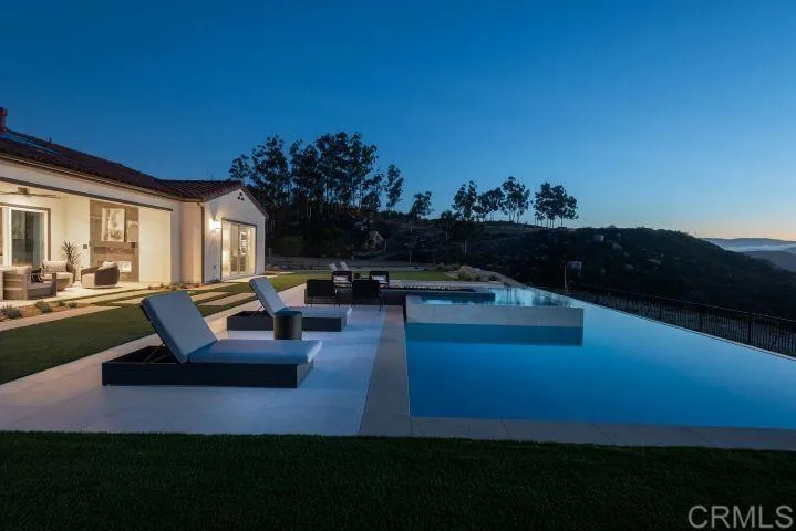 https://cdn.realtyfeed.com/cdn/127/306729976/d801c4f570ce52fdd40313d02805c028.webp