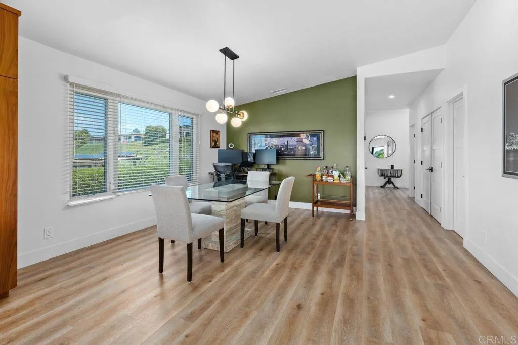 https://cdn.realtyfeed.com/cdn/127/306730028/b8f525f74bd5e868901bc1ca1d6079dd.webp
