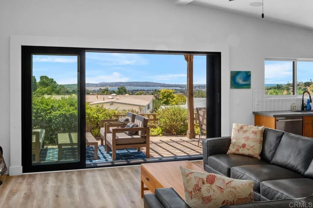 https://cdn.realtyfeed.com/cdn/127/306730028/eb8bc4e07a5fb00d00e85afbb8fb127c.webp