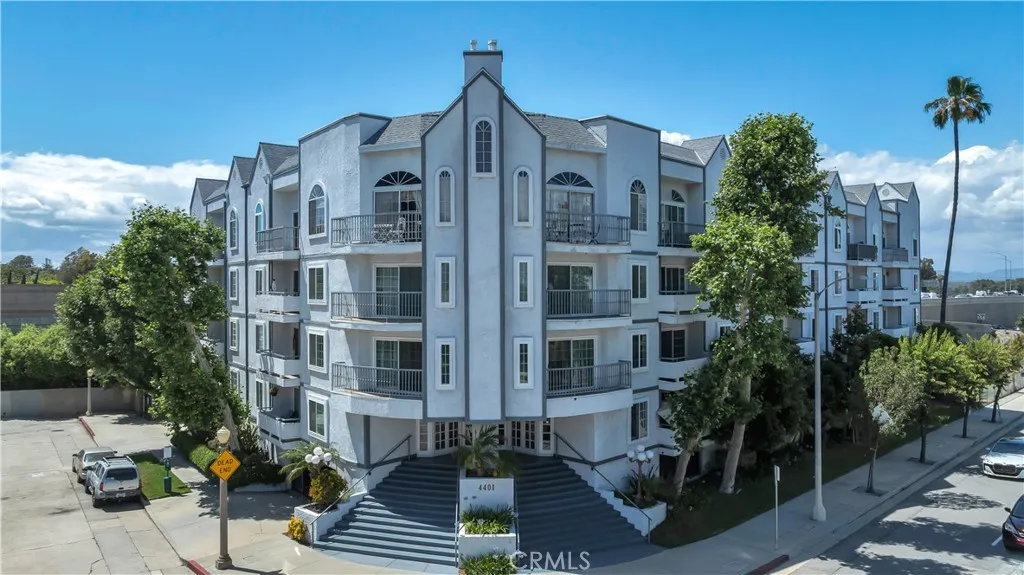 4401 Sepulveda Boulevard Unit 105, Sherman Oaks, CA 91403 - Photo 5 of 63, Sherman Oaks, CA