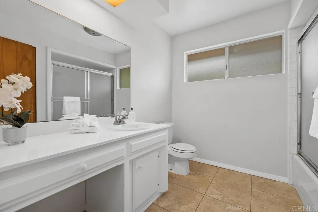 https://cdn.realtyfeed.com/cdn/127/306730050/f8087137b32d17dacb47f170395af0e8.webp