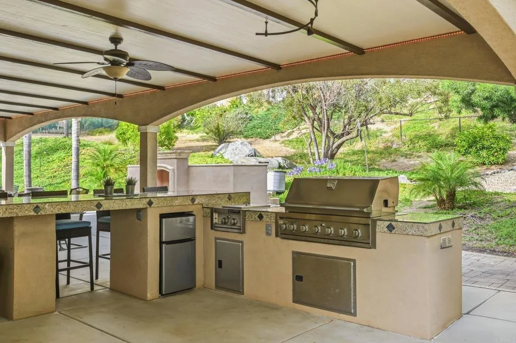 https://cdn.realtyfeed.com/cdn/127/306730051/57ec87e5882a1b03229c17cbfa45bf8c.webp