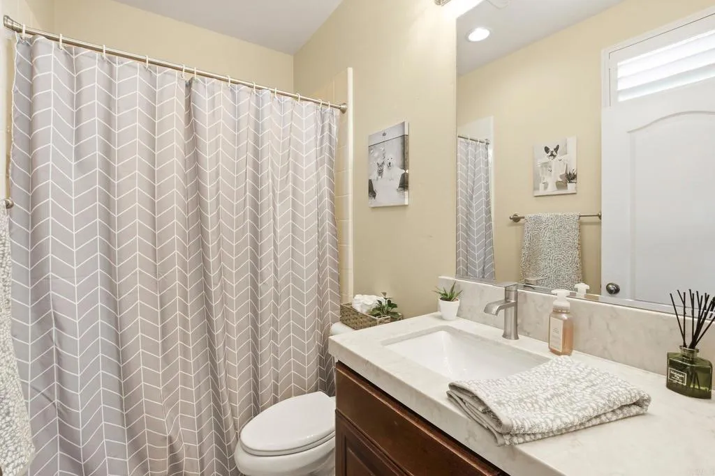 https://cdn.realtyfeed.com/cdn/127/306730051/7f6e61e3a3cc0321a8fe19ad0496eb2e.webp