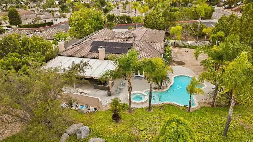 https://cdn.realtyfeed.com/cdn/127/306730051/82a5e23fefd11857d0ca711d4dcc927c.webp