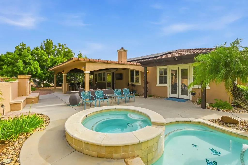 https://cdn.realtyfeed.com/cdn/127/306730051/863b1102a0c33d3f1f19294dd4c86a30.webp