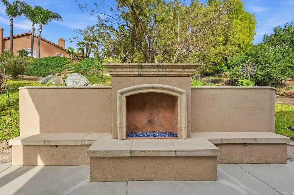 https://cdn.realtyfeed.com/cdn/127/306730051/abb5c3c9bd2d8458d7f22e9471063b7d.webp