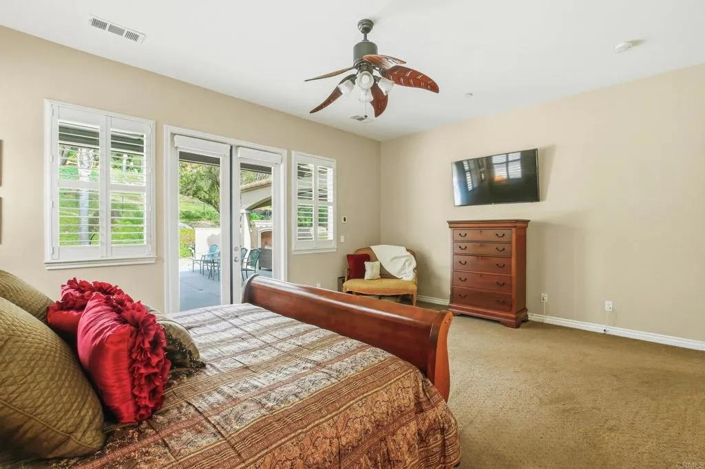 https://cdn.realtyfeed.com/cdn/127/306730051/bbae252c33f27640f87da08dec1cabd1.webp