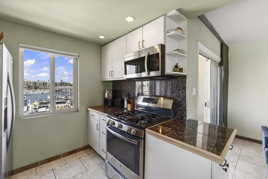 https://cdn.realtyfeed.com/cdn/127/306730082/9bb8e791854e58650adbfbaf69989bd0.webp