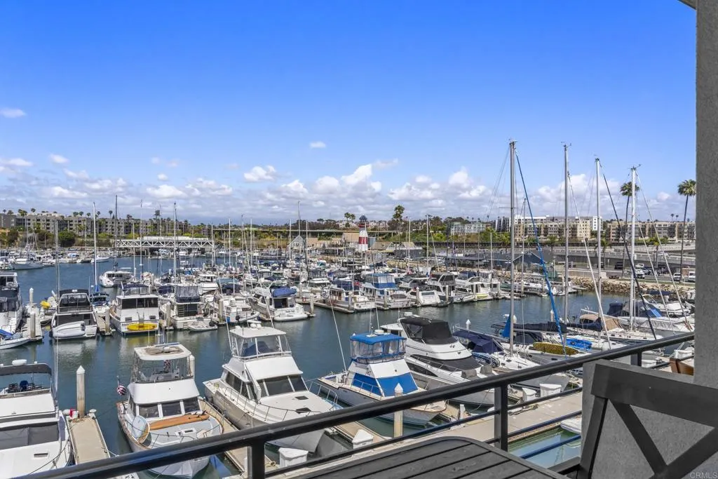 https://cdn.realtyfeed.com/cdn/127/306730082/a7b49dd0544491ecfbf04bfe9fe7d4c2.webp