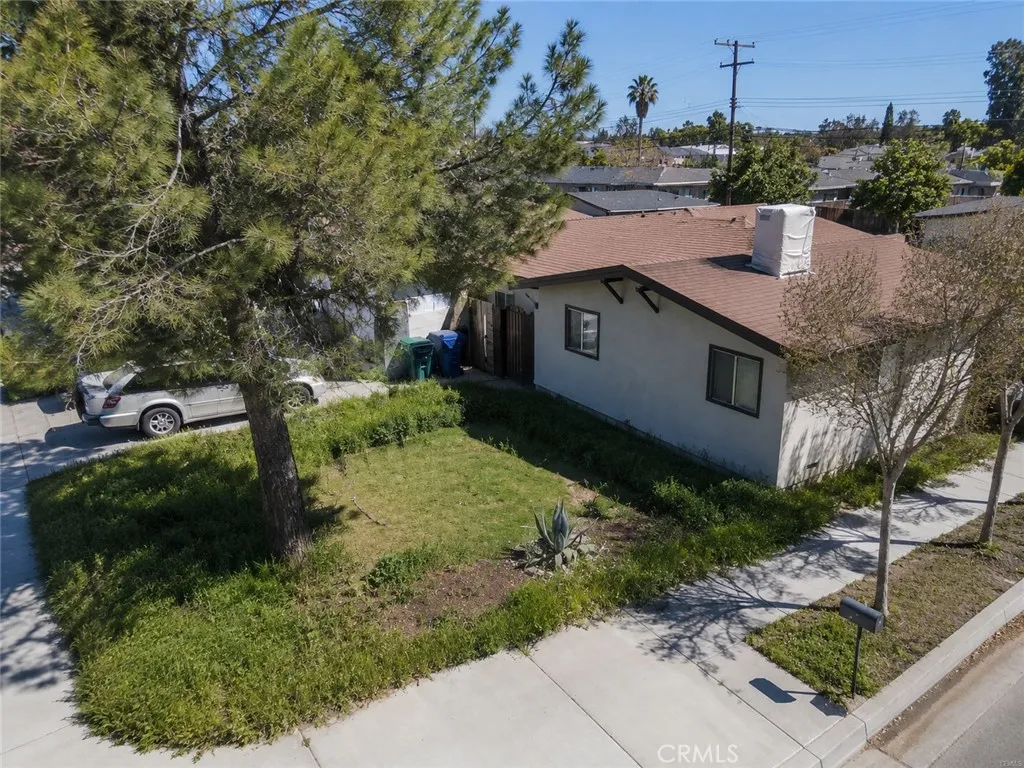 Lancaster, CA 93535