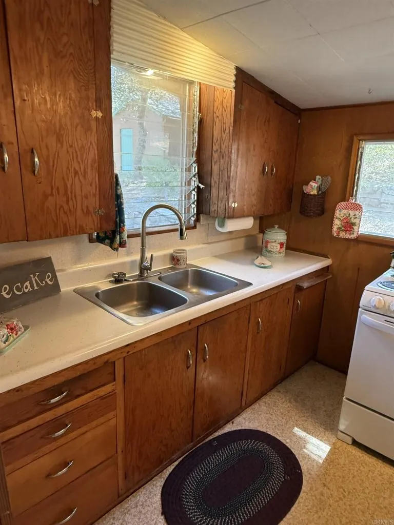 https://cdn.realtyfeed.com/cdn/127/306730132/4047770adf4e57417d2454d96ed04565.webp