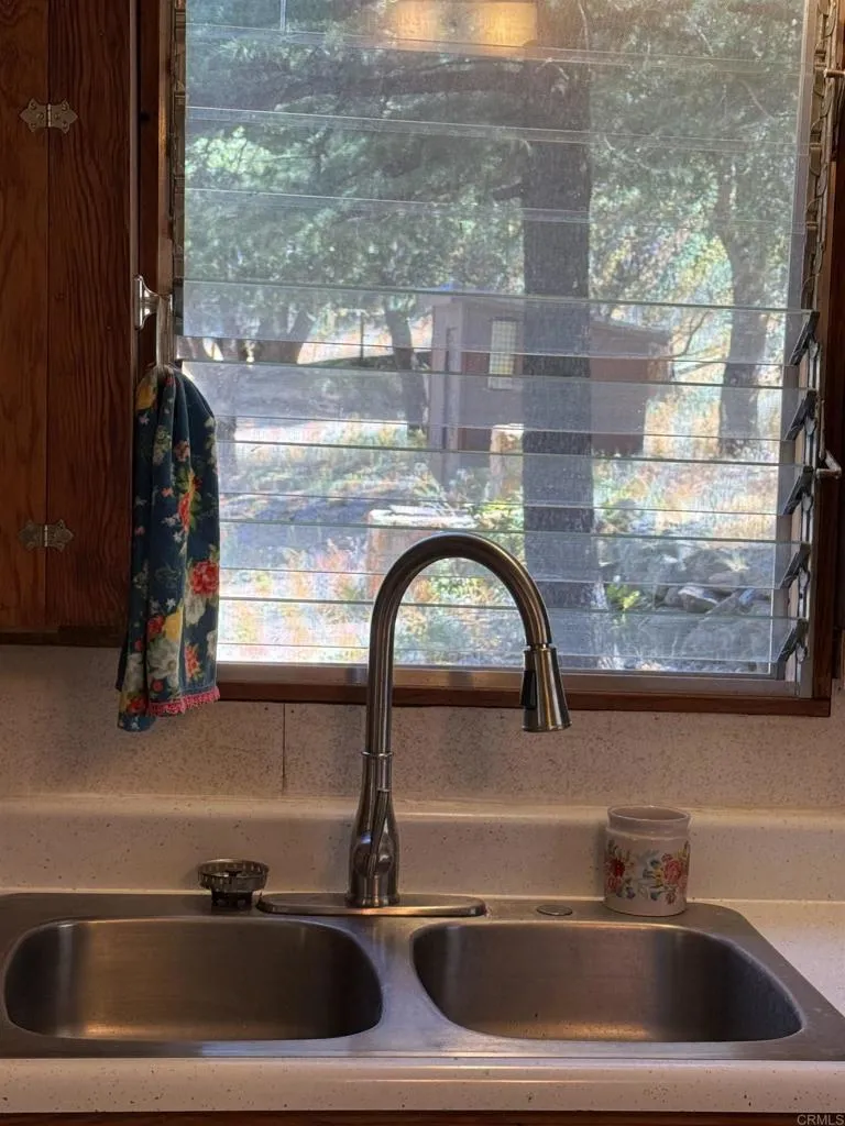 https://cdn.realtyfeed.com/cdn/127/306730132/489525a85626a26adcc9499cdc96cd5a.webp