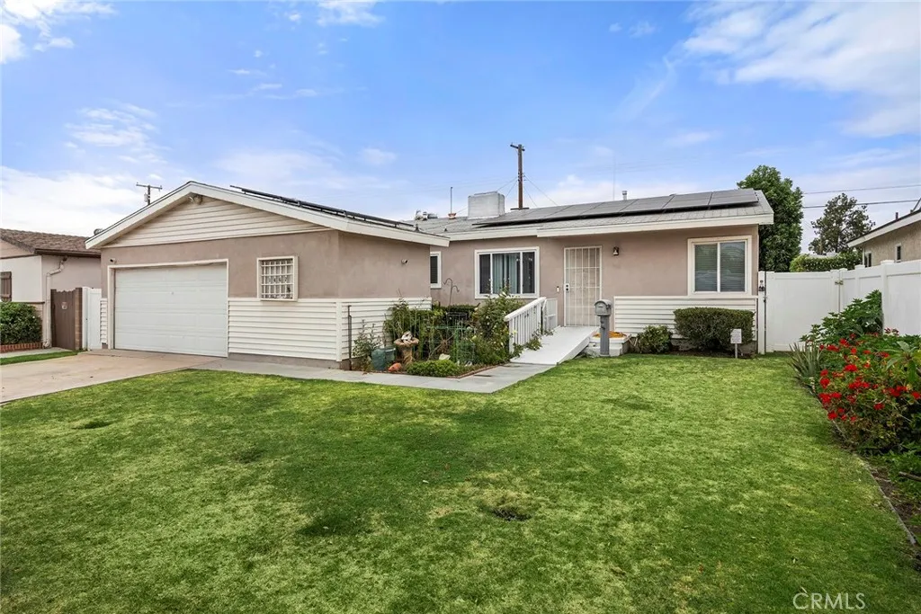 Fullerton, CA 92833