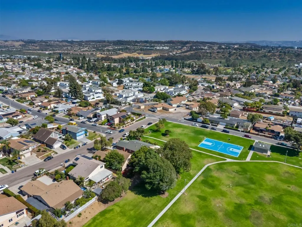 https://cdn.realtyfeed.com/cdn/127/306730222/373fe0cb454af94eed7786a1699823d2.webp