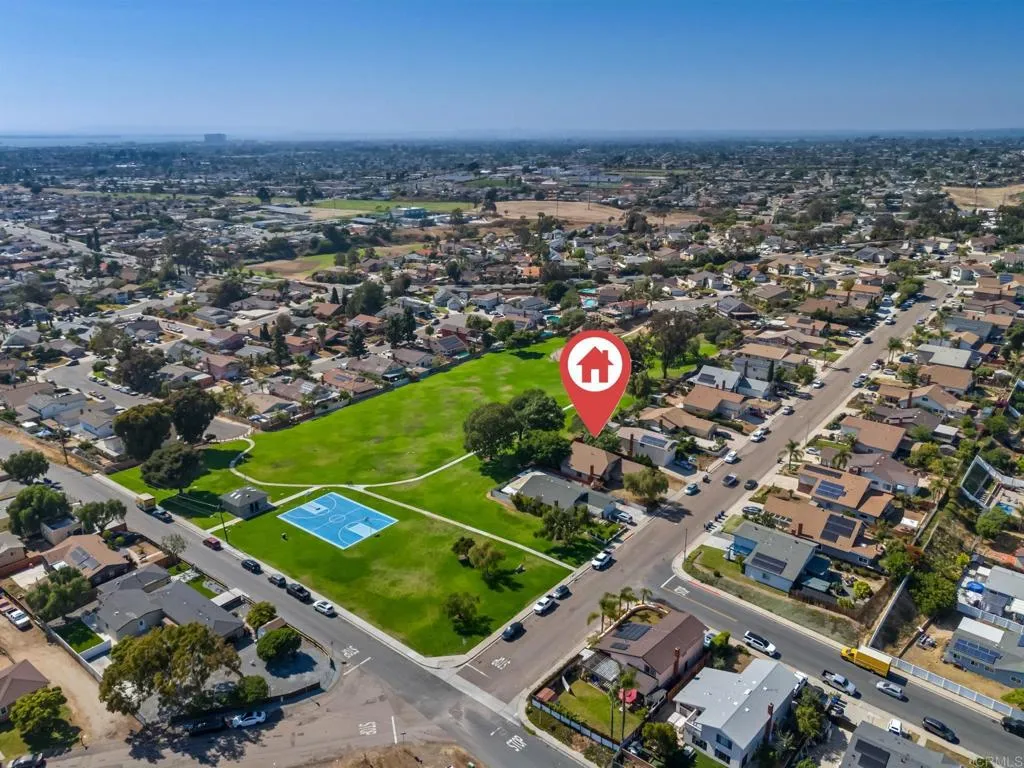 https://cdn.realtyfeed.com/cdn/127/306730222/80b6e0546e48a18333569aa5188cce17.webp