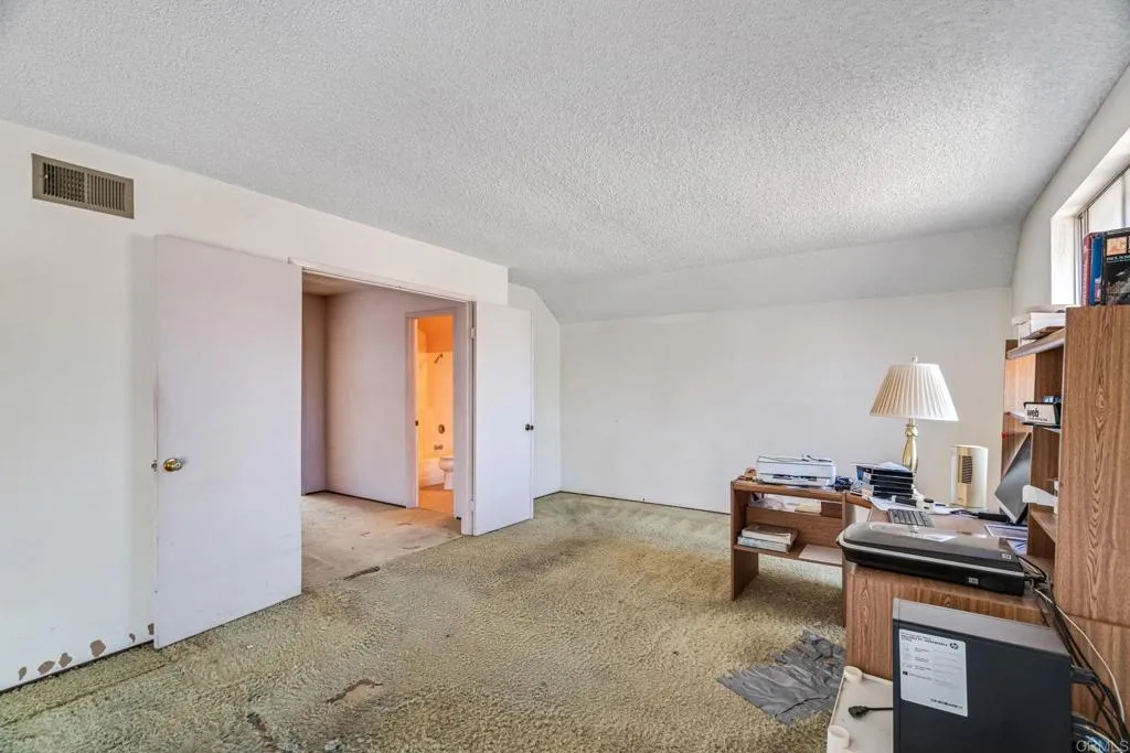 https://cdn.realtyfeed.com/cdn/127/306730222/9a428f310a0dc38f7c6e2698ef865b29.webp