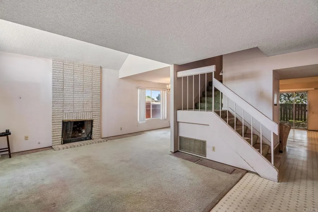 https://cdn.realtyfeed.com/cdn/127/306730222/9c8c068a57fc044745a180acc8af5b5a.webp