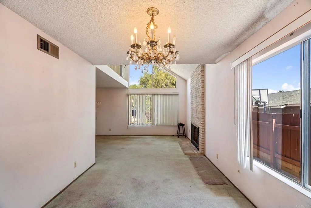 https://cdn.realtyfeed.com/cdn/127/306730222/d6b9f2562051c5dc9026bc20c9abbe6b.webp