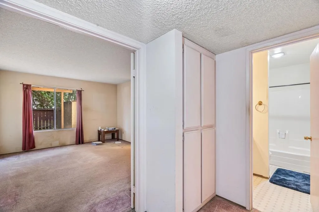 https://cdn.realtyfeed.com/cdn/127/306730222/e2592b2e400a48584718f2a4019c5104.webp