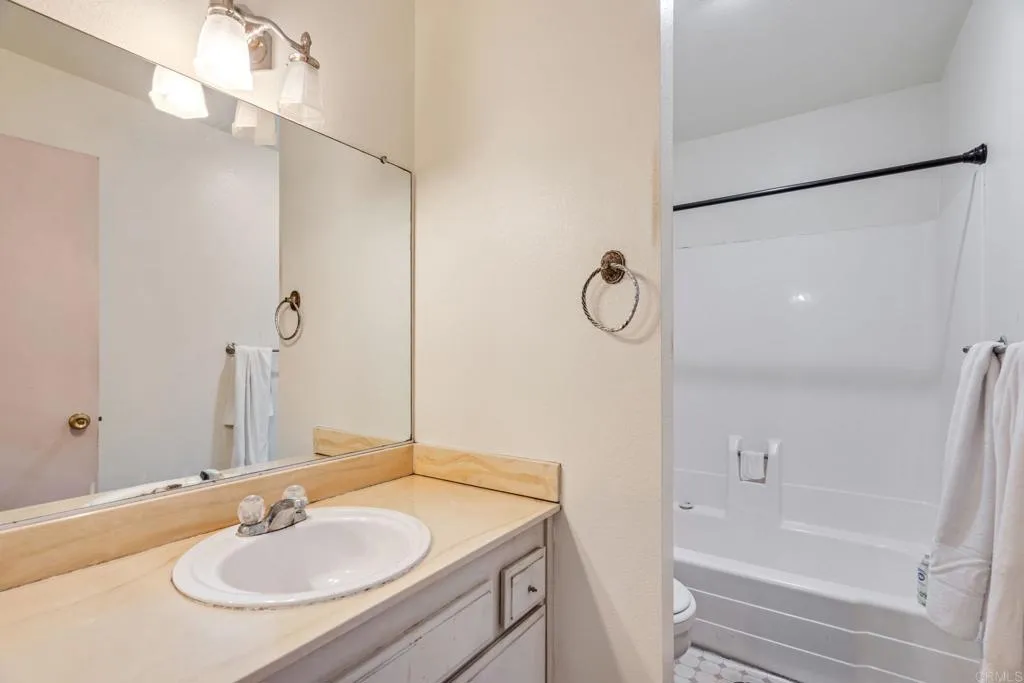https://cdn.realtyfeed.com/cdn/127/306730222/ea882143bff4235900f833470475fe4b.webp