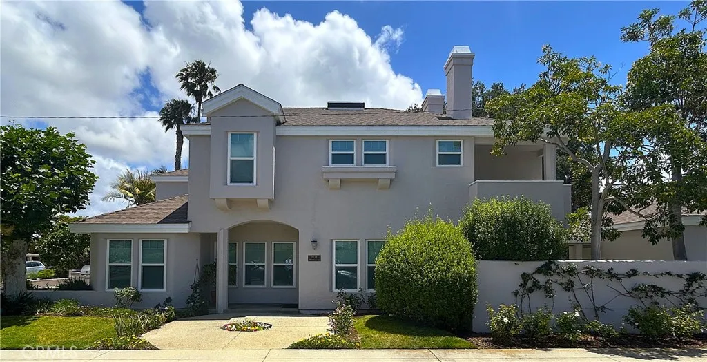 Costa Mesa, CA 92627