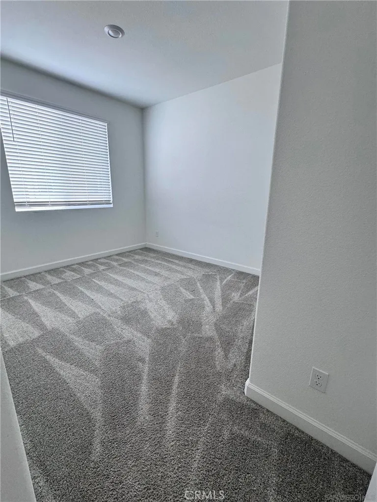Photo #17: NP26116586 Listing: Photo #17