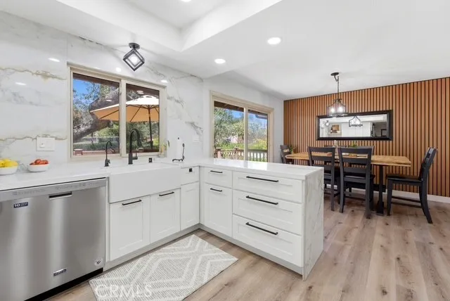 https://cdn.realtyfeed.com/cdn/127/306730278/af88baf2858b8a4057123a680ac9daba.webp