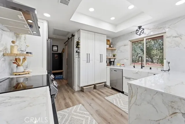 https://cdn.realtyfeed.com/cdn/127/306730278/c689166daab8af67e622510cd874e063.webp