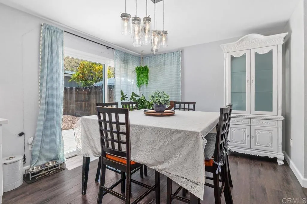 https://cdn.realtyfeed.com/cdn/127/306730327/0703c83a70830ad90a85ea83eae6aa81.webp