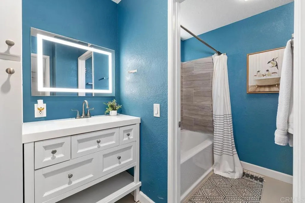 https://cdn.realtyfeed.com/cdn/127/306730327/154d06d7573f58b4156fdb2c79bda8eb.webp